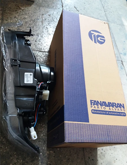 چراغ جلوی چپ خودرو فن آوران پرتو الوند مدل دودی مناسب برای پراید 131